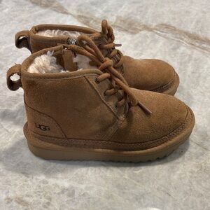 UGG Kids Tan Suede Lace-Up Boots NWOT